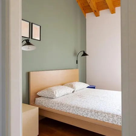 Apartment Double Private Parking, 2 Bedrooms & 2 Bathrooms - Elegant In Old Town